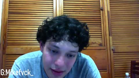 Snapshot of mikefvck_ chatting on 18, 1, 2025 Mike online show from 18, 1, 2025