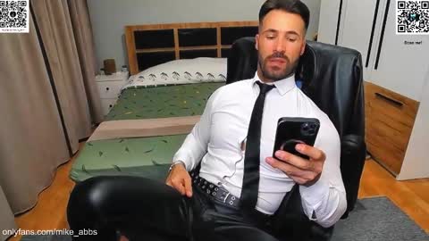 Mike    online show from 13, 10, 2025