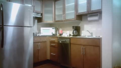 Mike online show from 4, 2, 2025