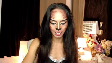 Mistress MikeyAlawi online show from 31, 10, 2025