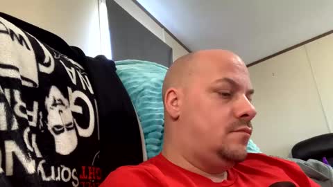 mikeylikesit2222 online show from 1, 1, 2025