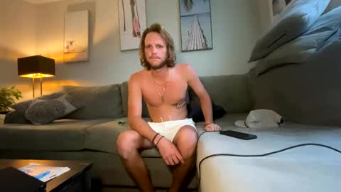 mikeywhite123 online show from 28, 9, 2025