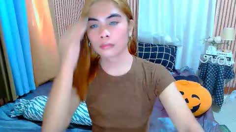 Mikhayla and Zeus online show from 2, 10, 2025