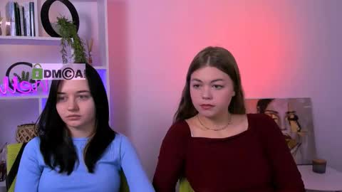 Snapshot of miki_ti chatting on 17, 10, 2025 miki_ti online show from 17, 10, 2025