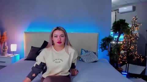 MikkiShows online show from 25, 2, 2025