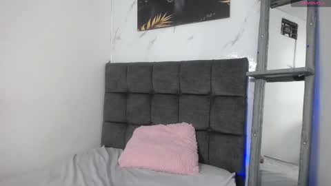 Mikoto Urb online show from 21, 1, 2025