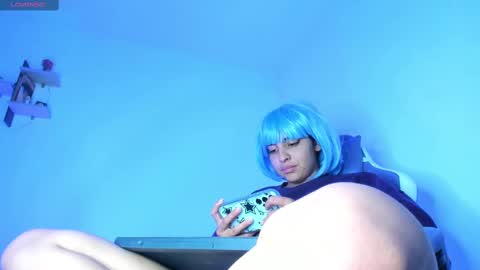   miku katsuragi  online show from 14, 2, 2025