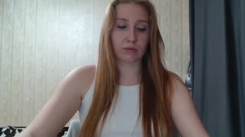 Snapshot of miku_sanders2 chatting on 1, 2, 2025 miku_sanders2 online show from 1, 2, 2025