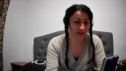 Snapshot of mikyloveu chatting on 7, 3, 2025 Mikyloveu online show from 7, 3, 2025