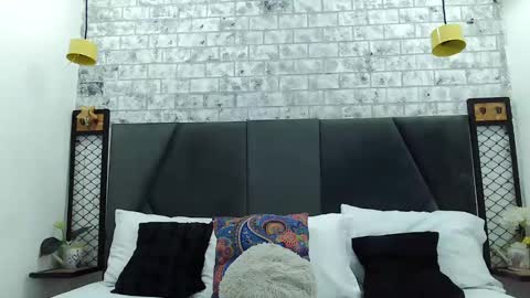 mila_adamss online show from 14, 2, 2025