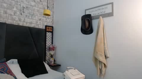 mila_adamss online show from 28, 11, 2025