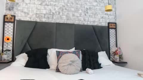 mila_adamss online show from 9, 1, 2026