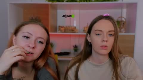 mila_glow online show from 13, 10, 2025