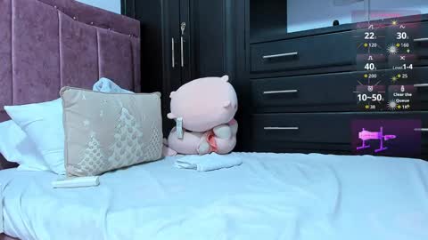 mila_kyhic_ online show from 10, 9, 2025