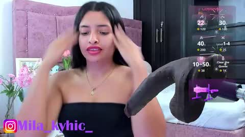 mila_kyhic_ online show from 29, 9, 2025