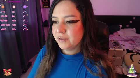 Snapshot of mila_phoenix chatting on 17, 12, 2025 mila_phoenix online show from 17, 12, 2025