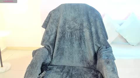 Mila online show from 8, 1, 2026