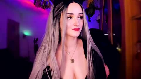 MiladyJolie online show from 11, 1, 2025
