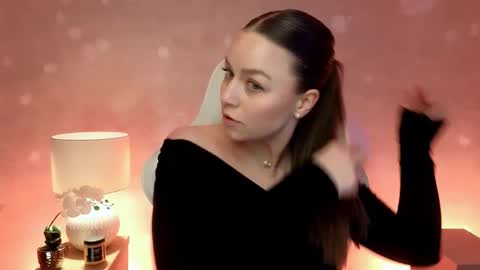 Snapshot of milafleur chatting on 15, 2, 2026 Mila Fleur online show from 15, 2, 2026