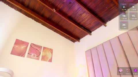 Milan  online show from 22, 12, 2025