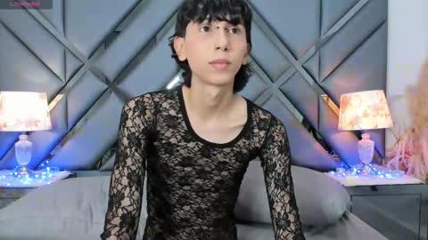 milan_lewiss online show from 16, 1, 2026