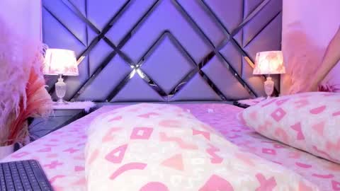 milan_lewiss online show from 16, 3, 2026