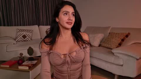 Snapshot of milana_desire chatting on 6, 10, 2025 milana online show from 6, 10, 2025