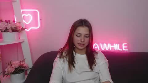 milanaangelas online show from 28, 1, 2025