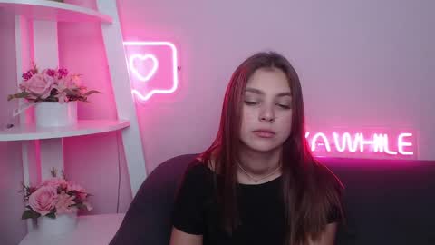 milanaangelas online show from 17, 2, 2025