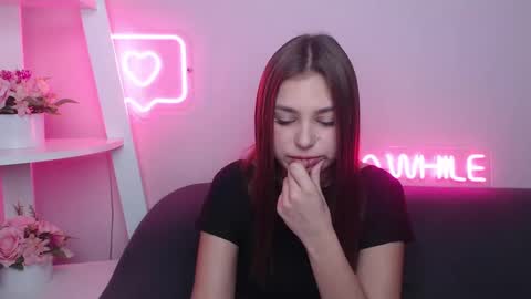 milanaangelas online show from 18, 2, 2025