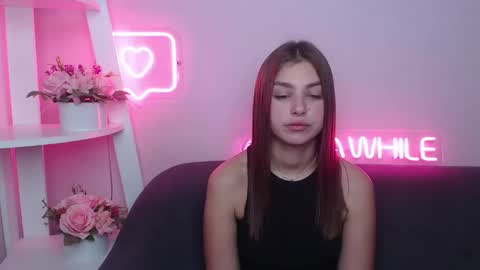 milanaangelas online show from 21, 2, 2025