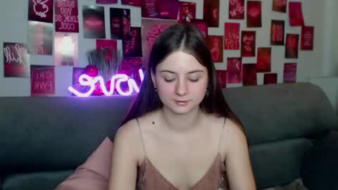 milanaroz online show from 15, 11, 2025