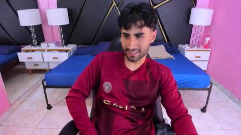 Snapshot of milanzaire chatting on 28, 10, 2025 milanzaire online show from 28, 10, 2025