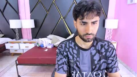 Snapshot of milanzaire chatting on 17, 11, 2025 milanzaire online show from 17, 11, 2025