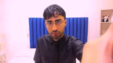 Snapshot of milanzaire chatting on 28, 11, 2025 milanzaire online show from 28, 11, 2025