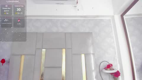 Snapshot of milasaenz1 chatting on 13, 11, 2025 Cami online show from 13, 11, 2025