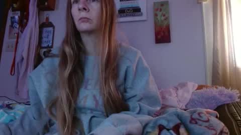 Snapshot of milastoned chatting on 7, 3, 2026 Mila online show from 7, 3, 2026