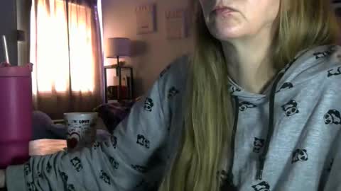 Snapshot of milastoned chatting on 31, 3, 2026 Mila online show from 31, 3, 2026