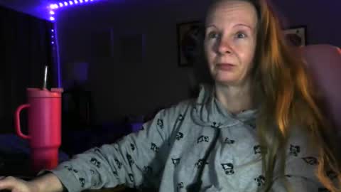 Snapshot of milastoned chatting on 1, 4, 2026 Mila online show from 1, 4, 2026