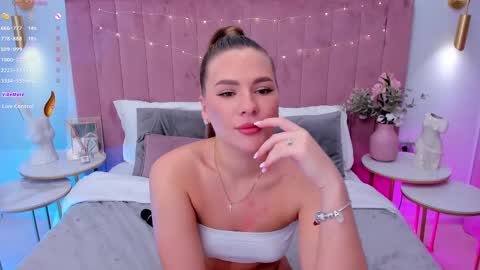 Mia online show from 1, 3, 2025