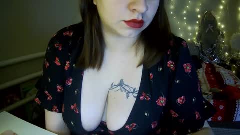 Milaxcute online show from 22, 12, 2025