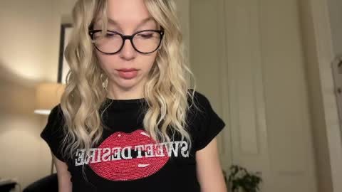 Mila online show from 22, 3, 2026