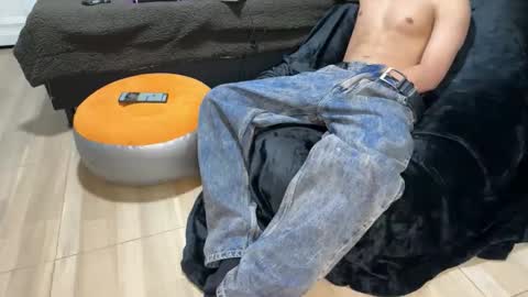 milcXboy online show from 11, 2, 2026