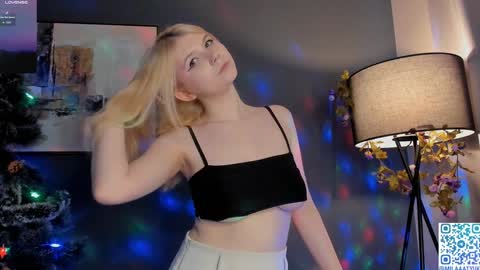 Mila online show from 27, 12, 2024