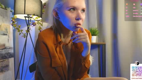 Mila online show from 3, 2, 2025
