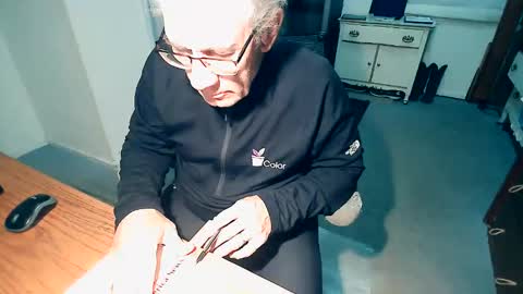 Snapshot of milehi1958 chatting on 23, 2, 2026 Milehi1958 online show from 23, 2, 2026