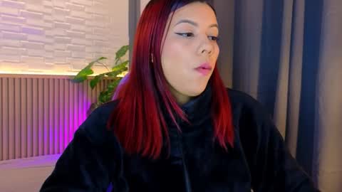 milena_lawson online show from 11, 11, 2025