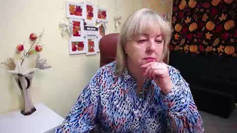 Milena online show from 25, 11, 2025