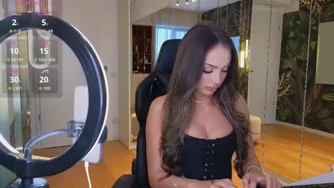 Miley Sin online show from 13, 1, 2026