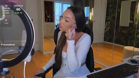 Miley Sin online show from 14, 1, 2026